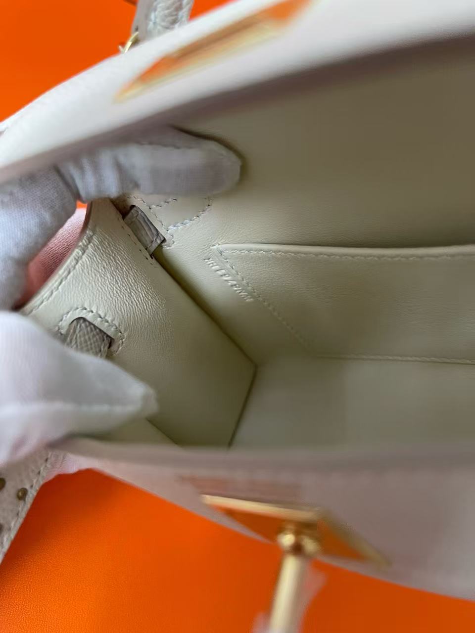 Hermès