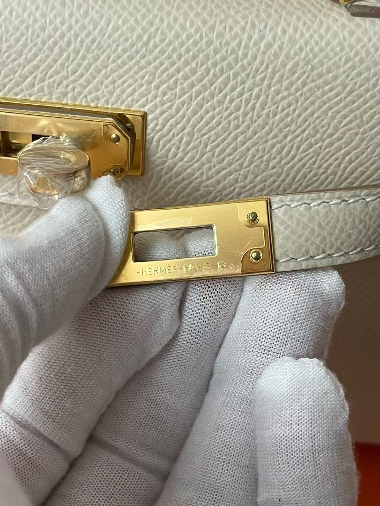 Hermès